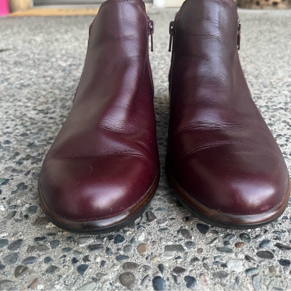 Naot Helm Boot Bourdeaux Women 40 (9) Wine Plum Purple Leather Suede Ankle Zip - Picture 3 of 10